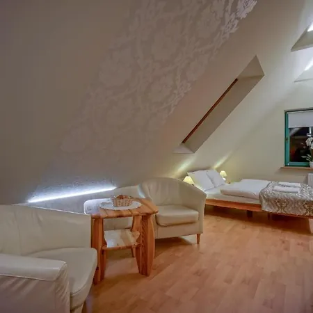 Privatunterkunft Jawor I